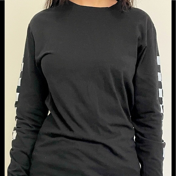 Long Sleeve Checkered Shirt - Picture 1 of 2